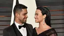 Wilmer Valderrama dan Demi Lovato pacaran dari tahun 2010 hingga 2016. Pada masa itu mereka sering banget putus nyambung! (Getty Images/Elle)