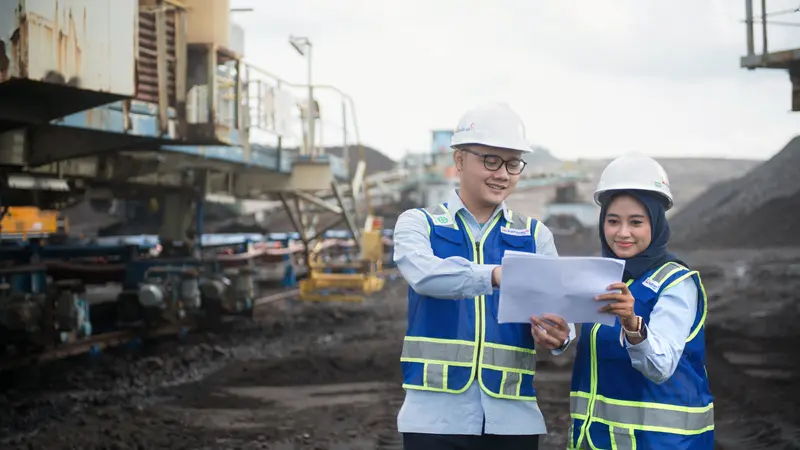 PT Bukit Asam Tbk (PTBA) berhasil berkontribusi terhadap penerimaan negara pada paruh pertama tahun ini mencapai Rp 9 triliun.