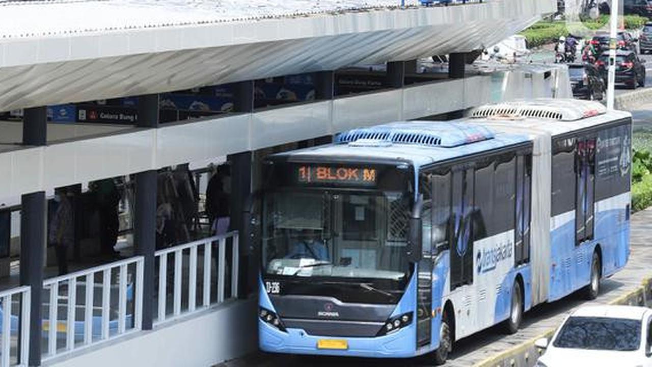 Ada Demo Buruh di DPR, ini Rute Transjakarta yang Terkena Dampak