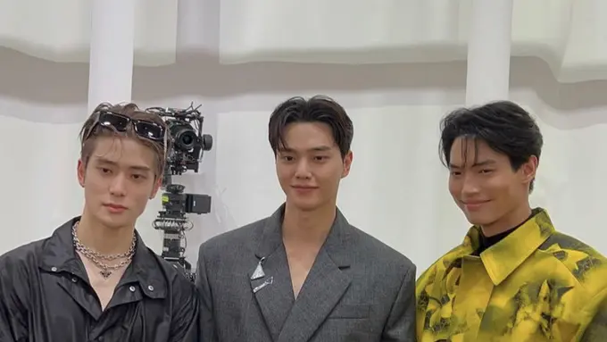 Jeahyun NCT, Song Kang, Win Metawin di Prada SS23 Italia