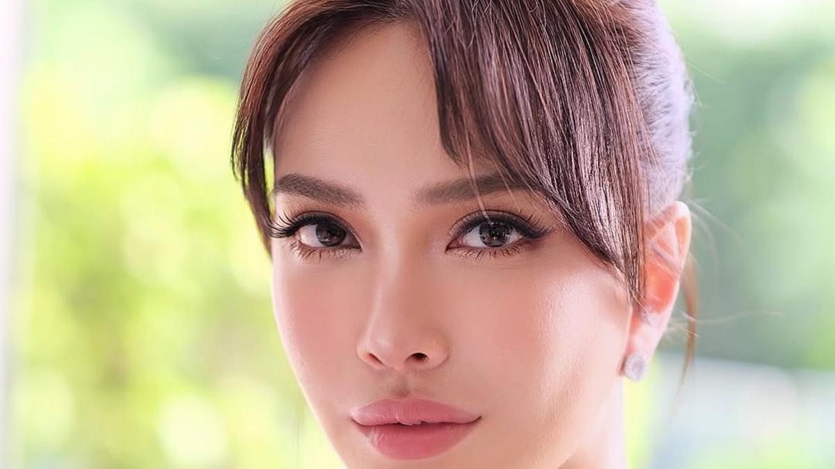 Manglingi, Penampilan Terbaru Shandy Aulia dengan Timeless Makeup dan Full Lips Jadi Sorotan Warganet
