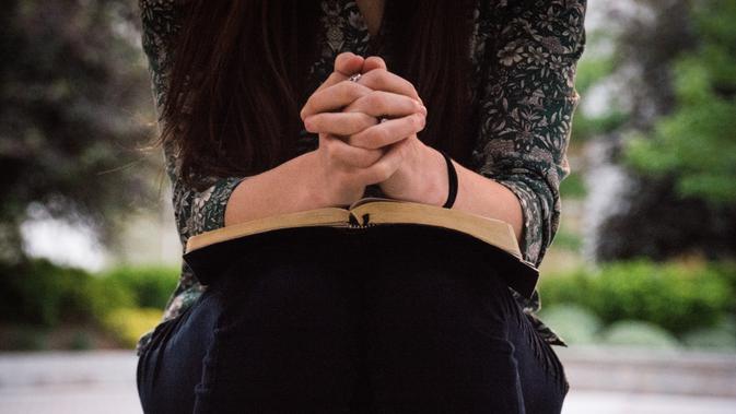 35 Kata Kata  Bijak tentang Doa  dalam Bahasa Inggris dan 