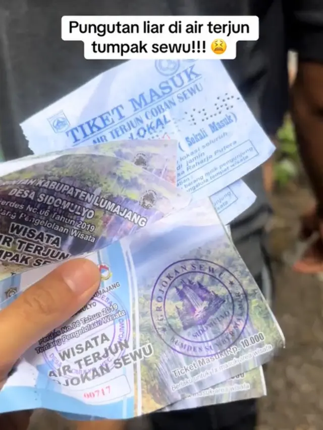 Pungli di Air Terjun Tumpak Sewu