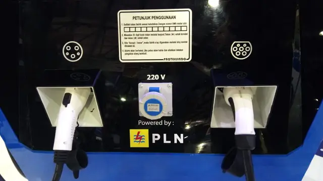 Terdapat 3 model colokan untuk pengisian mobil listrik