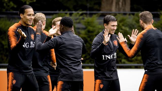 Intip Latihan Pemain Belanda Jelang Hadapi Irlandia Utara