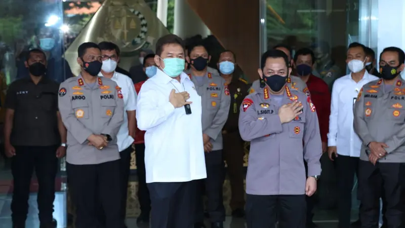 Kapolri Jenderal Listyo Sigit Prabowo berkunjung ke markas Jaksa Agung ST Burhanuddin