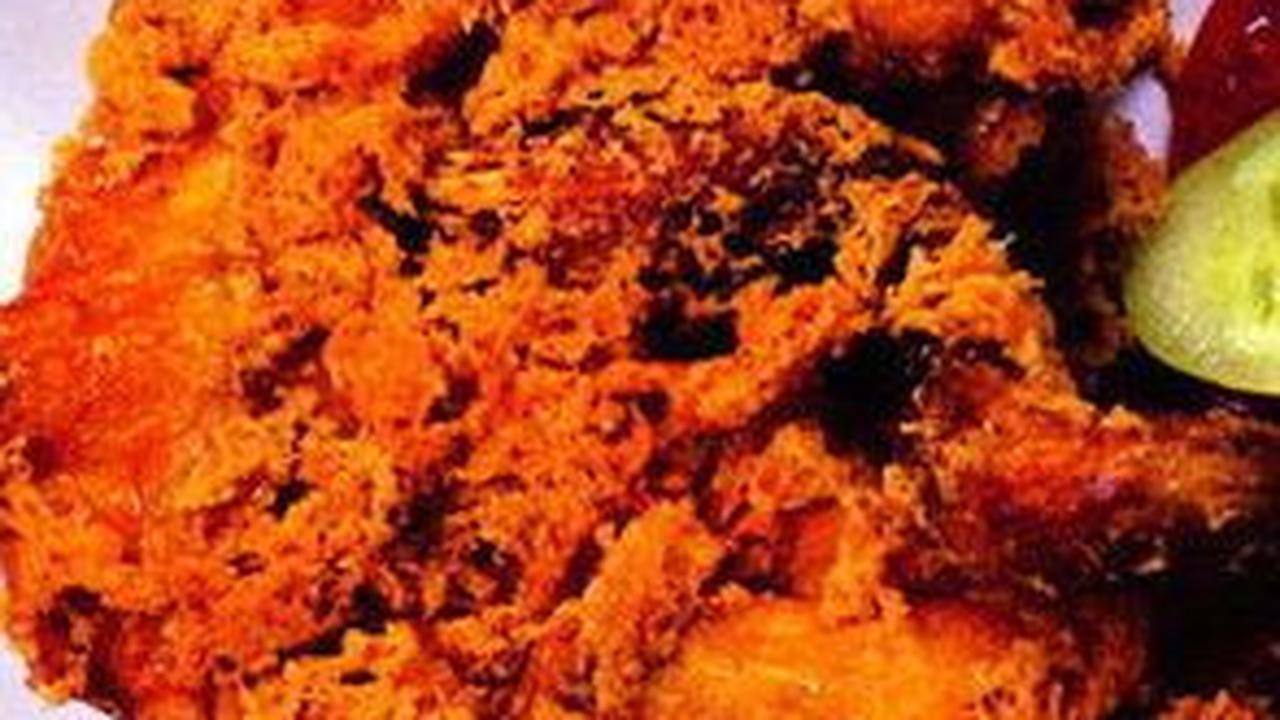 4. Ayam Goreng Mbok Berek
YOGYAKARTA,  INDONESIA
JL. SOLO - YOGYA 10