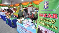 Bazaar ramadan di Surabaya yang hadir selama satu bulan, bertujuan untuk memenuhi kebutuhan pokok para warga. 