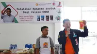 Relawan Sandiaga Uno bergerak mengadakan pelatihan packaging yang menarik untuk menaikkan omzet penjualan (Istimewa)