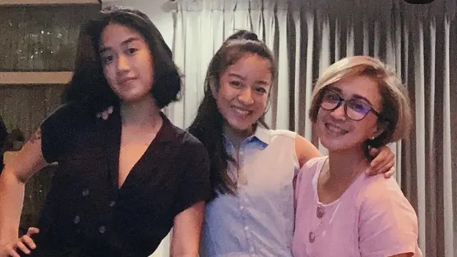 Jarang Terekspos, Ini 6 Potret Chef Renatta Moeloek dan Ibunda yang Seorang CEO