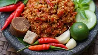 6 Rahasia Sambal Sunda Selalu Terasa Segar dan Bikin Nagih