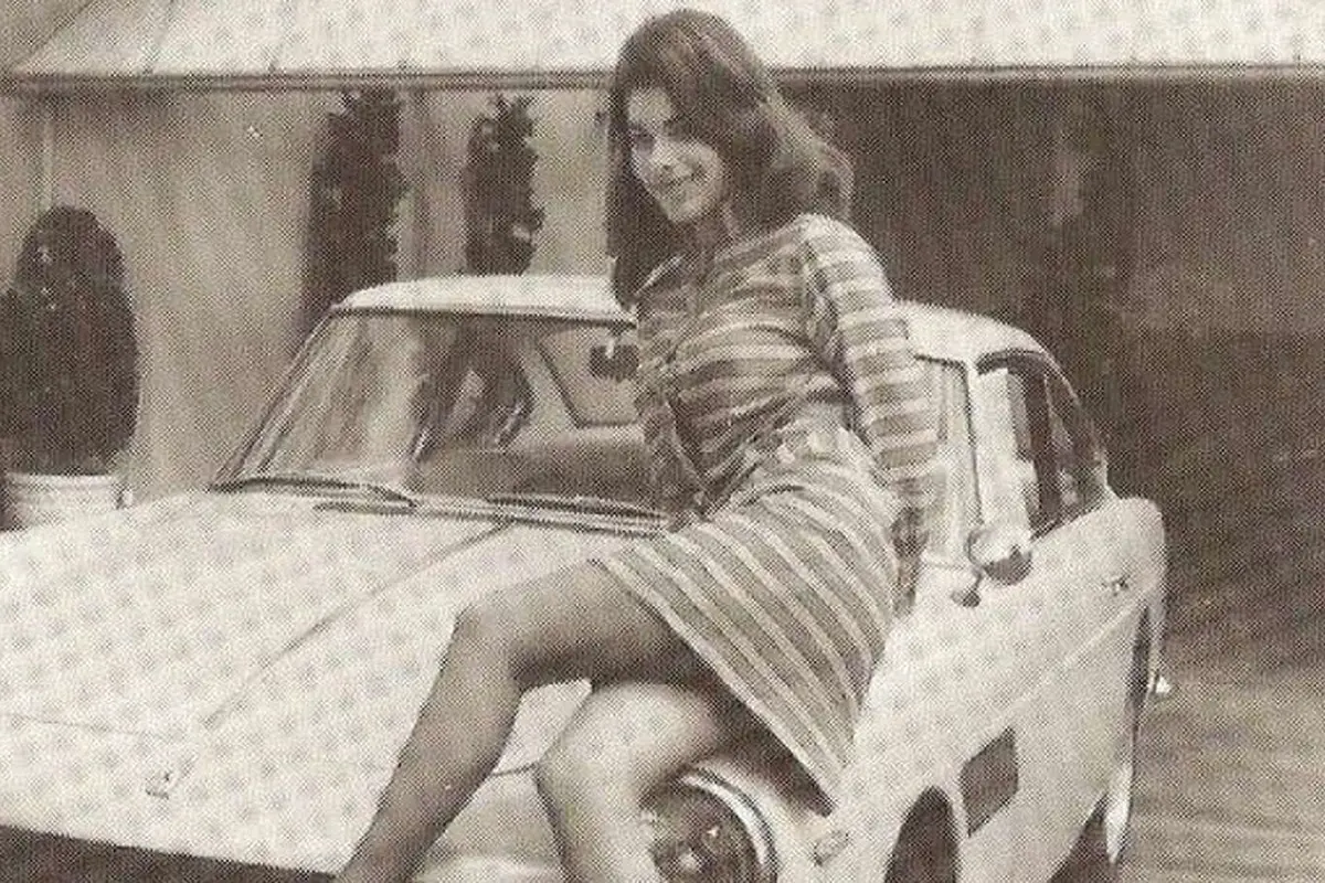 Sandra West dimakamkan bersama Ferrari super langka (Autoevolution.com)