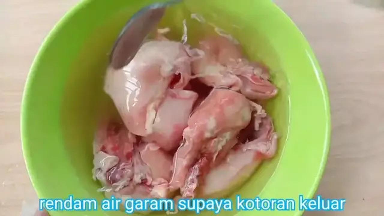 Cara Menghilangkan Bau Amis Sisa Darah pada Daging Ayam dengan Ampuh dan Tidak Ribet
