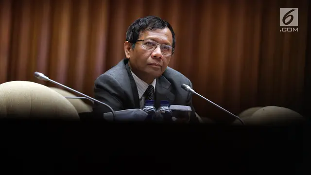 Pansus Hak Angket Dengarkan Penjelasan Mahfud MD