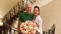 Zinedine Zidane dan istrinya, Veronique Zidane. (foto: Instagram @zinedinezidane10)