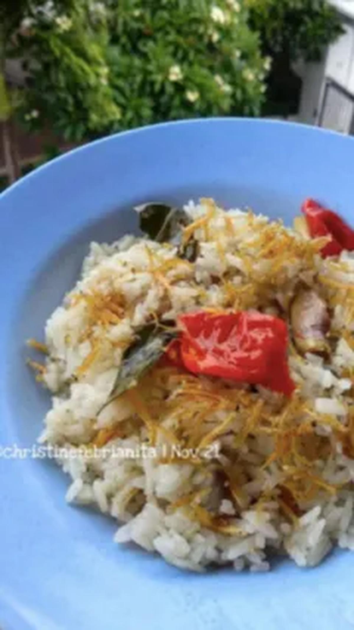 1. Nasi Liwet Ikan Teri
