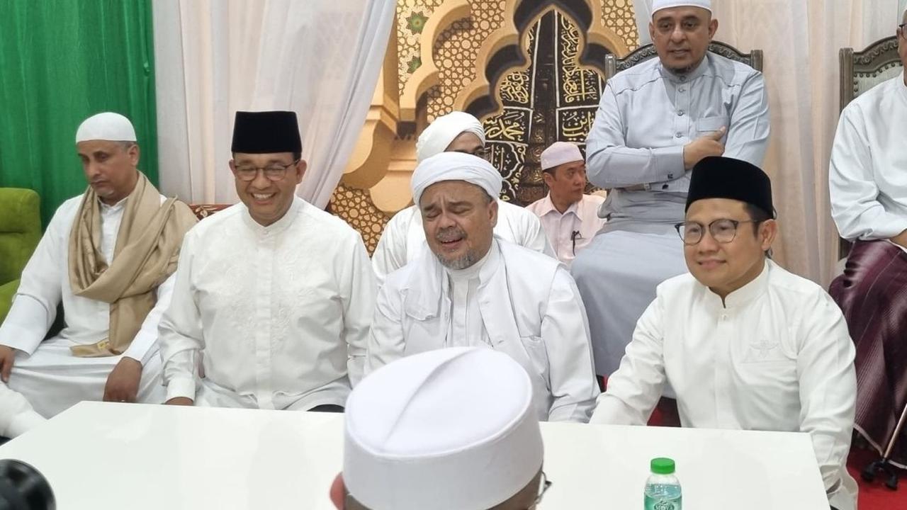 Ia mengatakan, menghadiri undangan adalah sebagai bentuk silaturahmi sesama anak bangsa.<br>