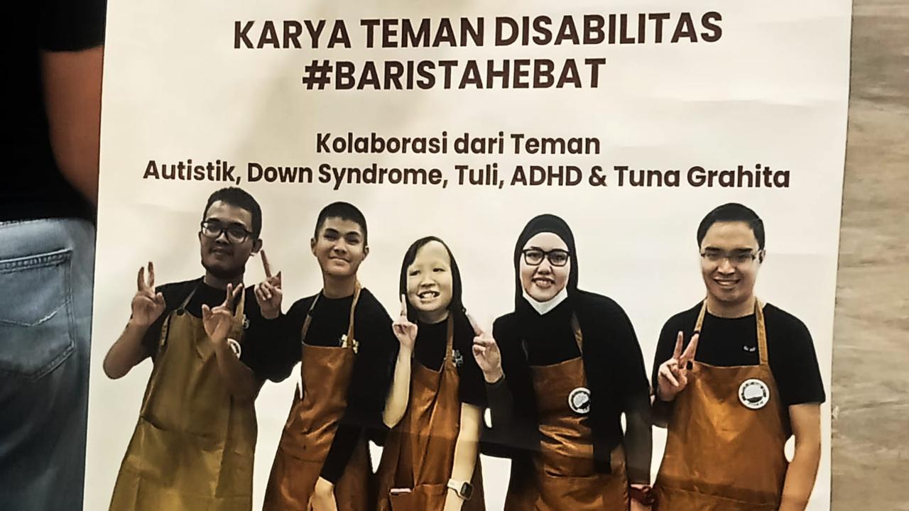 Saat Barista Disabilitas Membuktikan Diri Lewat Racikan Kopi