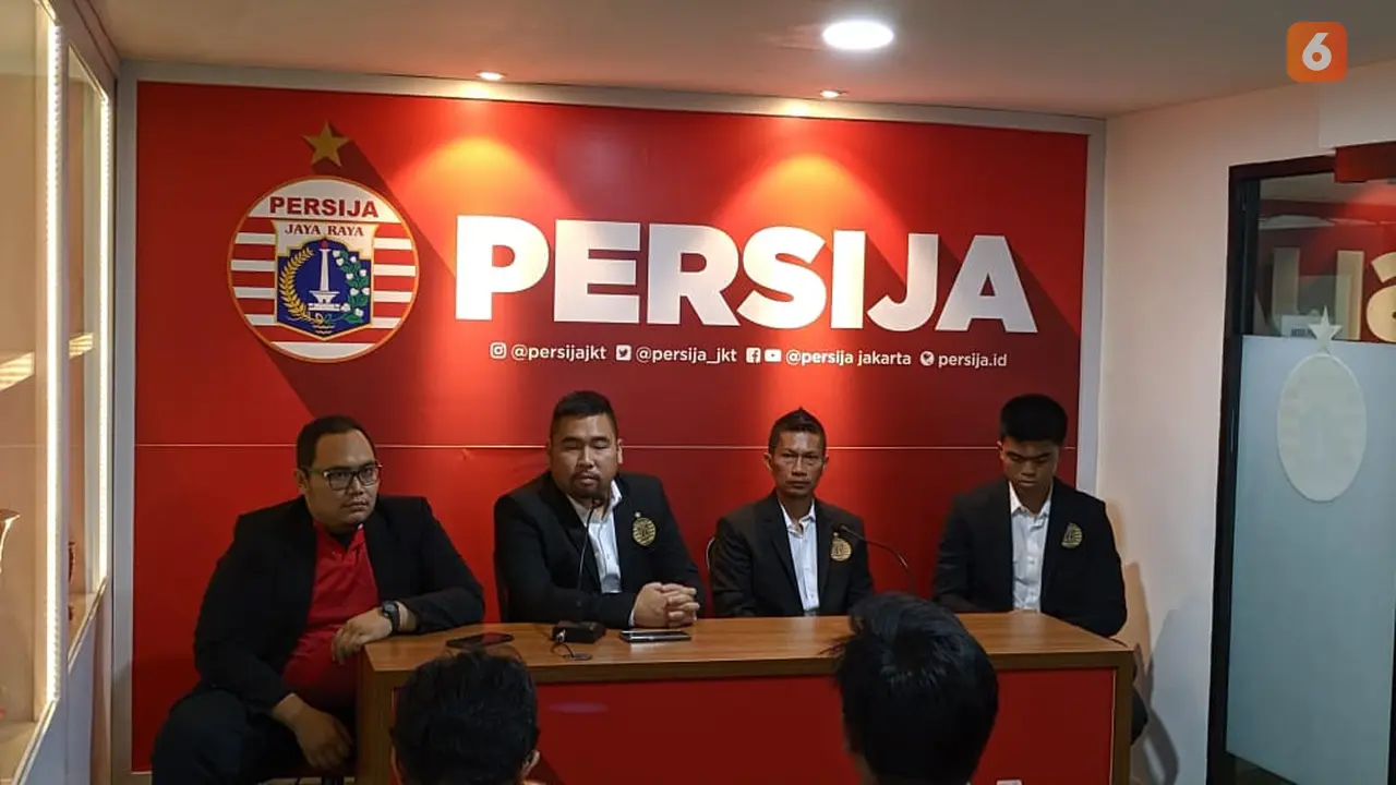 Persija kerja sama dengan Deportivo Alaves.