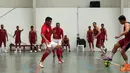 Citizen6, Lebanon: Dari babak pertama, Tim Indobatt telah menguasai jalannya pertandingan dan berhasil mencetak 4 gol ke gawang Kontingen India. Memasuki babak kedua, Tim Futsal Indobatt kembali mencetak tiga gol. (Pengirim: Badarudin Bakri)