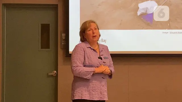 Kepala Konservasi dan Ilmu Pengetahuan Monterey Bay Aquarium Margaret Spring menyebut saat ini marak penggunaan plastik daur ulang (Liputan6.com/Teddy Tri Setio Berty)