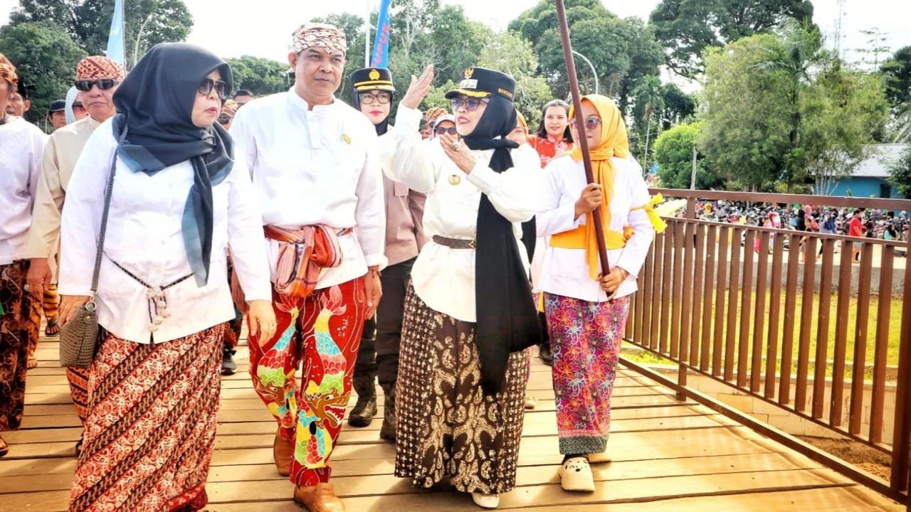Wali Kota Bontang Tutup Festival  Erau Pelas Benua 2025, Ajak Masyarakat Terus Jaga Budaya Daerah
