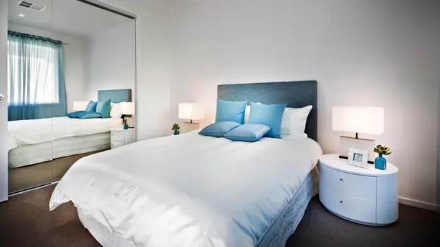 4 Tips Menata Kamar Tidur Sempit agar Terlihat Luas dan Nyaman Ditempati