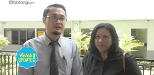 Olivia Nathania atau yang akrab disapa Oi digugat cerai oleh suaminya setelah tiga tahun menikah. Sidang perdana digelar di PA Jakarta Selatan, Rabu (22/2). Hutang yang melilit Oi kabarnya jadi penyebab perceraian
