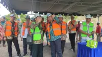 Pengusaha nasional Hashim Djojohadikusumo mengaku minat ambil bagian dalam pembangunan proyek Pembangkit Listrik Tenaga Air atau PLTA Kayan Cascade.