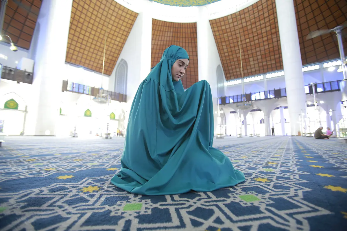 lebih khusyuk saat salat