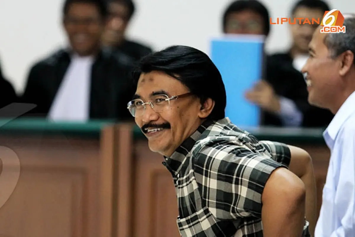 4-adhyaksa-dault-131112b.jpg