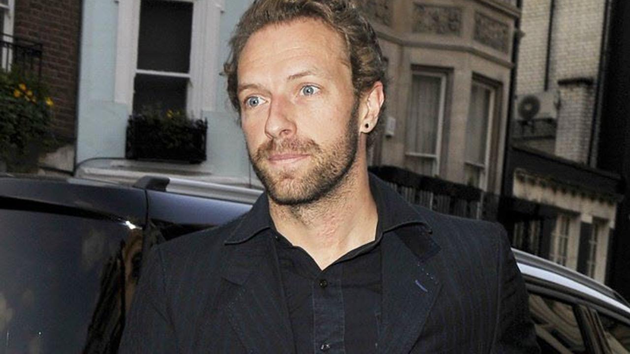 Chris Martin Ungkap Kisah Perceraiannya dalam Album Baru Coldplay