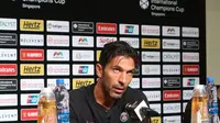 Gianluigi Buffon dalam sesi konferensi pers International Champions Cup 2018, Minggu (29/7/2018). (Bola.com/Wiwig Prayugi)