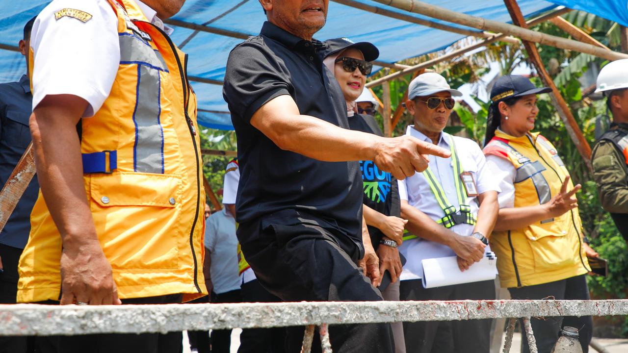 Gubernur Luthfi Genjot Pertumbuhan Ekonomi Jateng Lewat Pembangunan Jalan Rp13,47 M