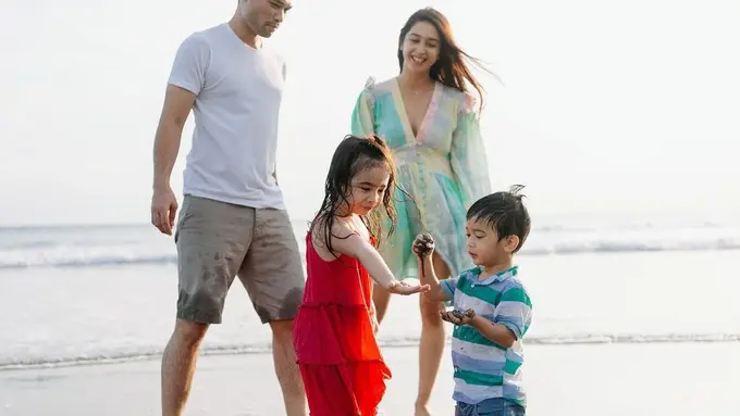 [Fimela] Nabila Syakieb