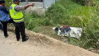 Gagal Salip, Mobil Terjun ke Sungai dan Tewaskan Dua Orang