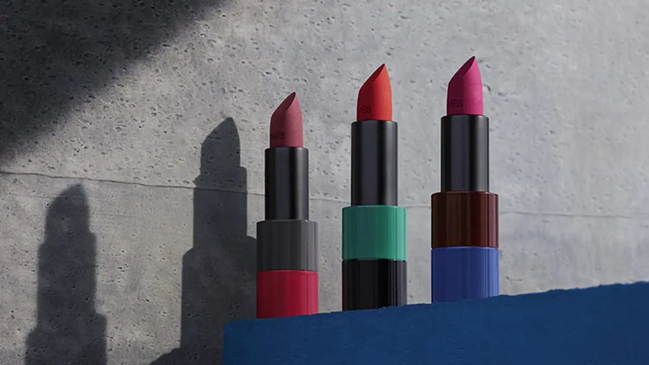 Hermès, Suguhkan 3 Lipstik dengan Warna Baru yang Terinpirasi dari Semburat Cahaya Malam Hari