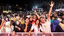 Para penonton menikmati konser dalam acara Kapanlagi Buka Bareng (KLBB) 2026 yang berlangsung di Stadion Madya, Senayan, Jakarta, Minggu (01/03/2026). (Bola.com/Bagaskara Lazuardi)