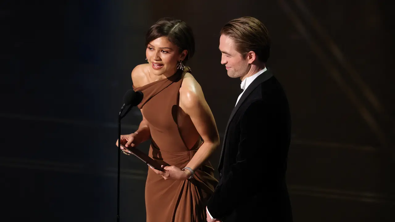Zendaya Kejutkan Panggung Oscar 2026, Jam Tangan Rolex Blink-blink Kalah Populer dari Cincin Kawin
