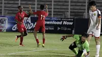 Timnas Indonesia U-16 berselebrasi setelah menjebol gawang Brunei di Stadion Madya, Jakarta, dalam penyisihan Grup G kualifikasi Piala AFC U-16 2020, Jumat (20/9/2019). (Bola.com/Yoppy Renato)