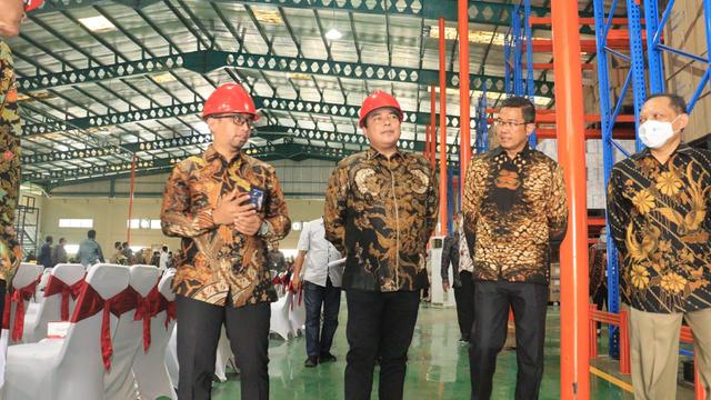 PT Rajawali Nusindo sebagai Member of ID FOOD meresmikan gudang pusat yang terletak di Kawasan Industri GIIC (Greenland International Industrial Center) Kota Deltamas, Jl Cempaka 1 Blok CD No 6, Desa Pasir Ranji, Cikarang Pusat. (Dok Rajawali Nusindo)