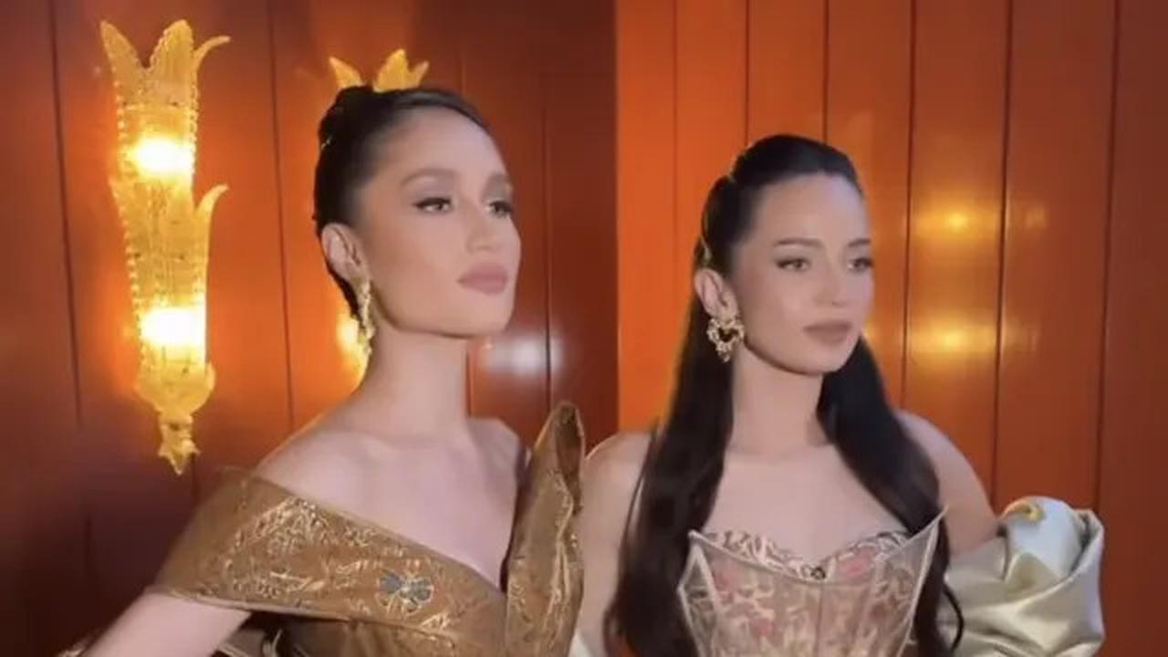 7 Potret Enzy Storia dan Cinta Laura Berbalut Gaun Batik di Paris Fashion Week 2024, Banjir Pujian