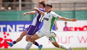 Bek Timnas Indonesia, Jay Idzes, tampil solid mengawal lini belakang Sassuolo saat bersua Fiorentina pada laga pekan ke-34 Serie A di Stadio Artemio Franchi, Florence, Minggu (26/04/2026) malam WIB. Sayangnya, bang Jay harus puas membawa Sassuolo meraih hasil imbang 0-0 kontra Fiorentina. (Massimo Paolone/LaPresse via AP)