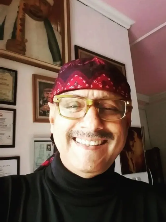 Yus Yunus, salah satu pedangdut legendaris nasional, meninggal dunia (https://www.instagram.com/p/CWNRnurBOMY/)