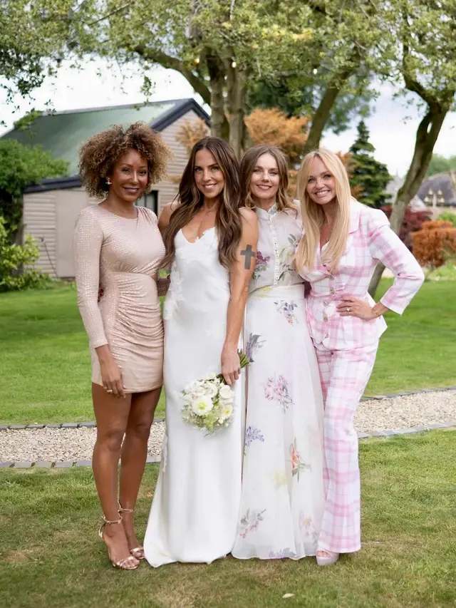 Melanie C Resmi Menikah di Usia 52 Tahun, Pakai Gaun Rancangan Victoria Beckham yang Sarat Makna