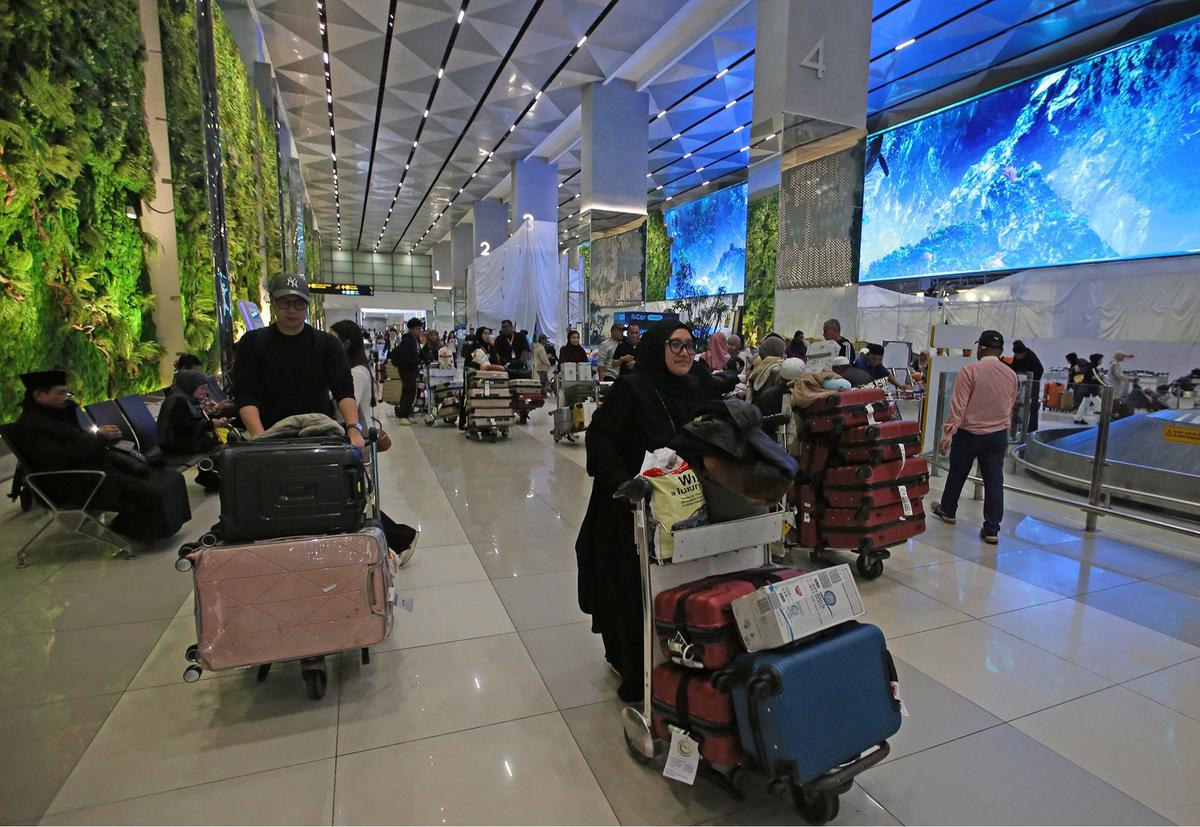 Rimbunnya Hutan Tropis di Bandara Soekarno-Hatta
