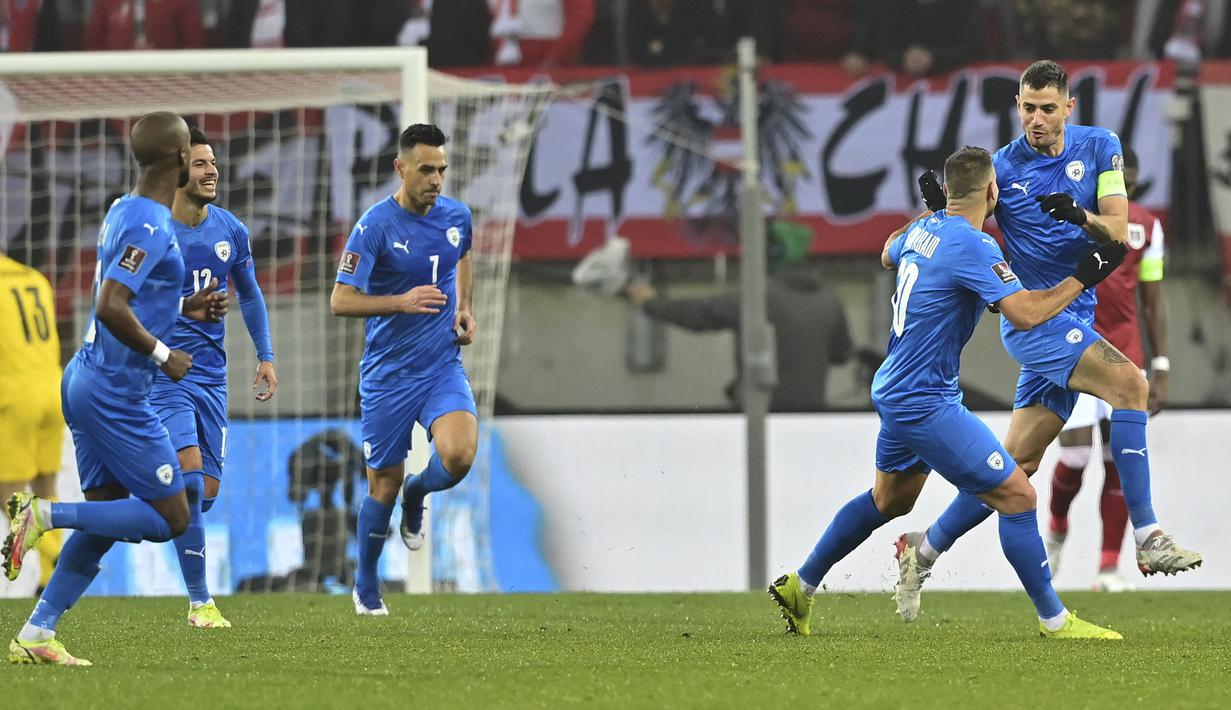 Israel. Israel yang kini bernaung di bawah konfederasi Eropa (UEFA) tercatat pernah satu kali lolos ke putaran final Piala Dunia pada edisi 1970 di Meksiko saat masih bernaung di bawah konfederasi Asia (AFC). Saat itu Israel finis di posisi ke-4 Grup 2 dengan mengemas dua poin. Posisi juara grup diraih Italia, Uruguay sebagai runner-up dan Swedia ada di posisi ketiga. (AFP/Joe Klamar)