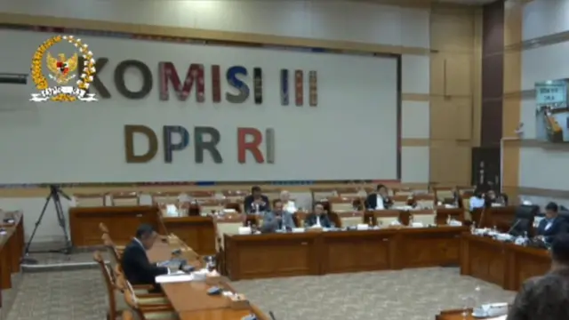 Komisi III DPR RI menggelar fit and proper test  calon pimpinan (Capim) Komisi Pemberantasan Korupsi.