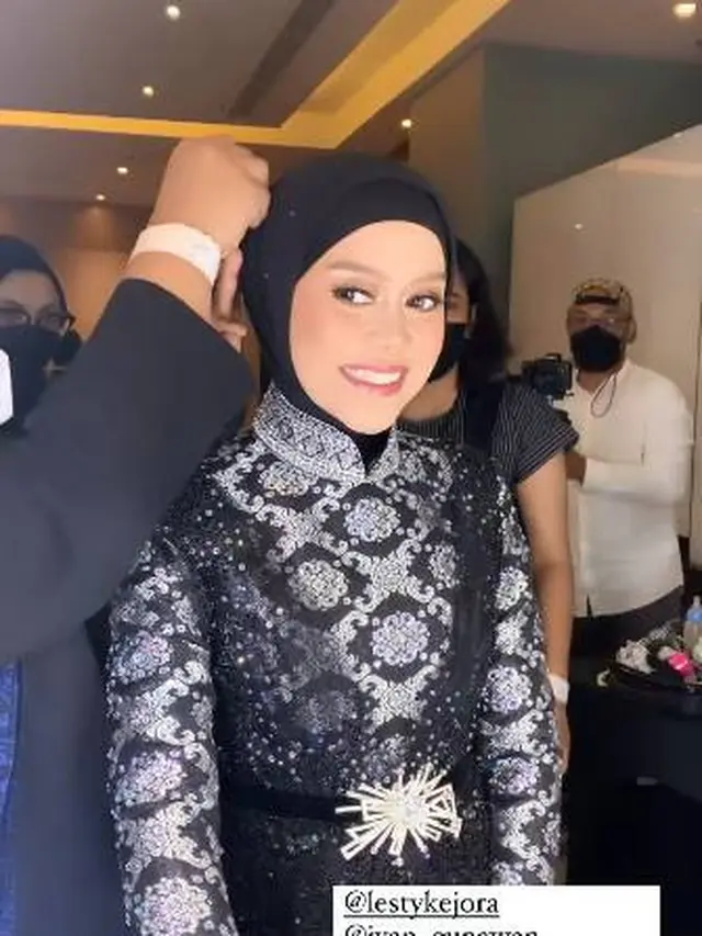 Pakai Adat Minang, Ini 7 Momen Ngunduh Mantu Lesty Kejora dan Rizky Billar