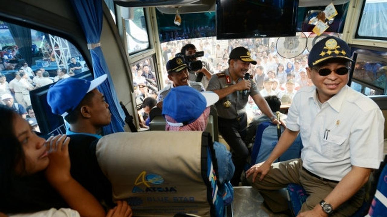 Menhub dan Kapolri lepas 30 ribu pemudik gratis di Senayan